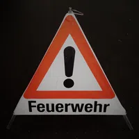 feuerwehr_warndreieck.jpg