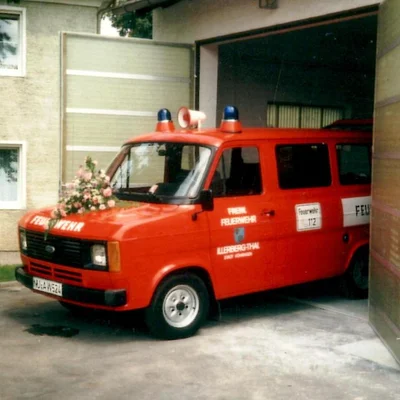 ford-transit_mzf_1982.jpg