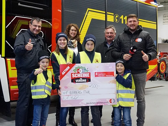 Scheine Übergabe 2019-12.jpg